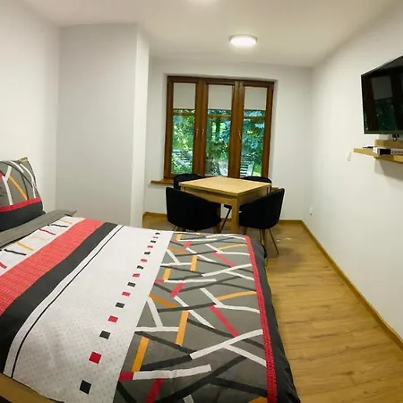 Mountain View Guest 耶德利纳-兹德鲁伊